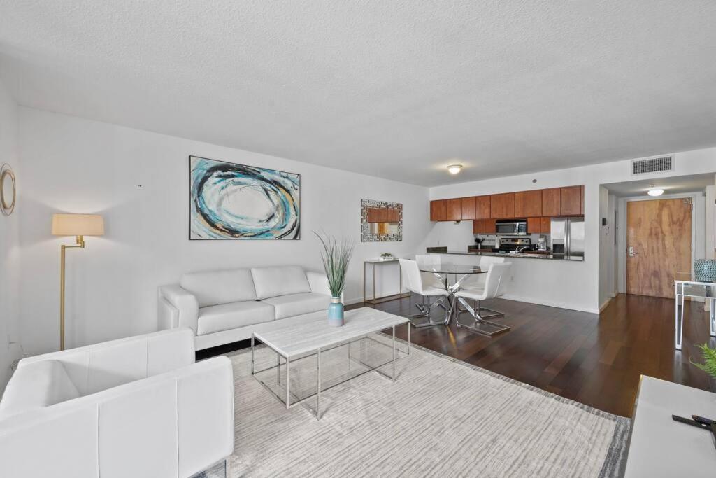Appartamento Superb Unit, Centrally Located With Parking